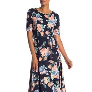 Nina Leonard Short Sleeve Floral Dress 👗